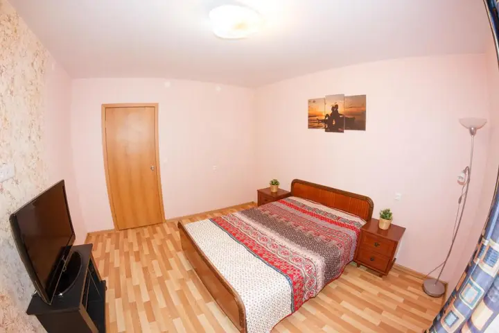 Нижний Новгород: Apartment "Chayka House" on Volzhskoy Naberezhnoy 25