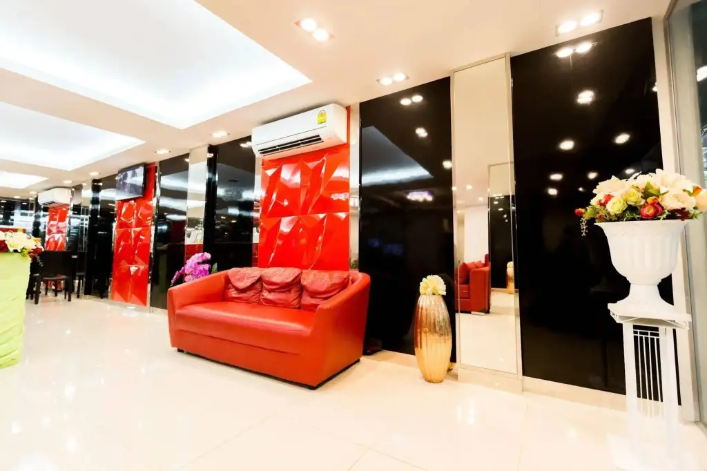 Бангкок: Euro luxury Pavillion