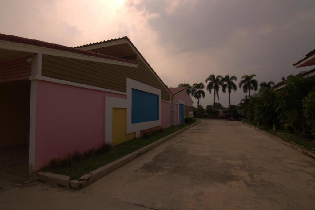 Кампхаенг Саен: The Palm Resort Kampeang Saen