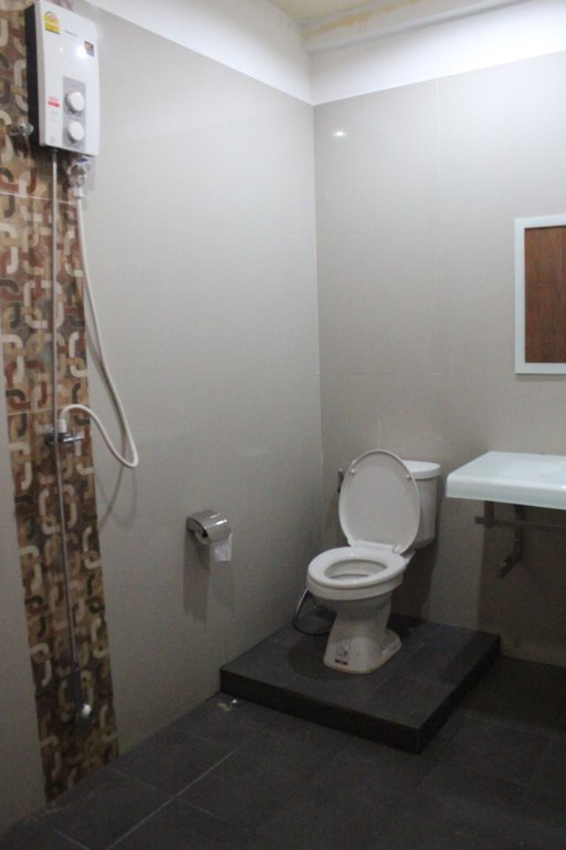 Паттайя: New Pind Balluchi Inn