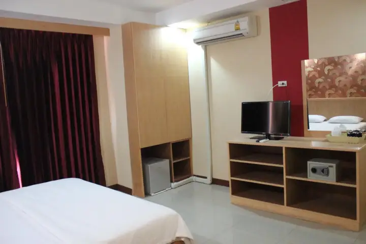 Паттайя: New Pind Balluchi Inn