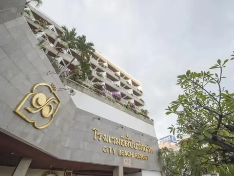 City Beach Resort — фото 1