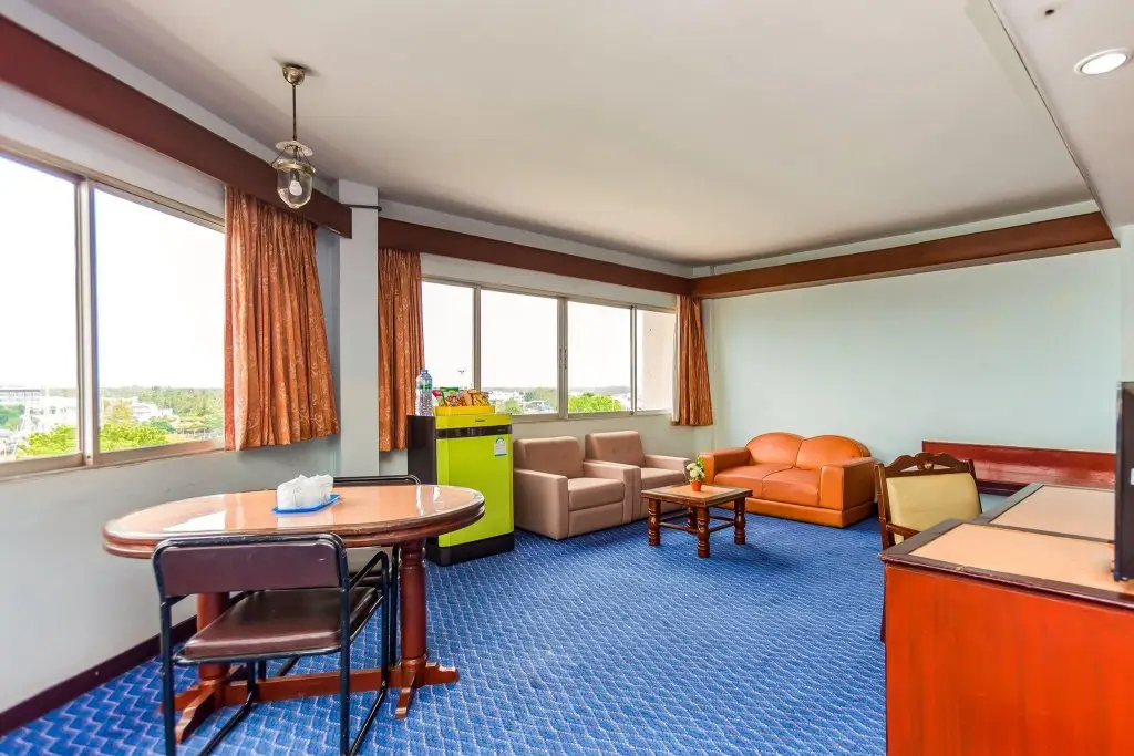 Grand Thara Hotel — фото 1
