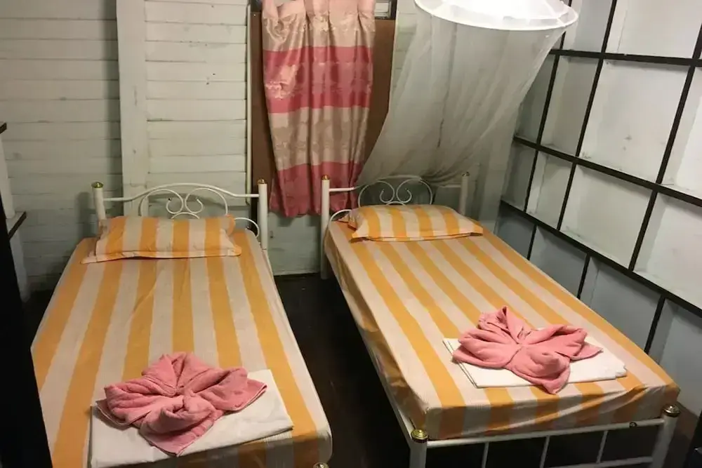 Бангкок: New Phiman Riverview Guesthouse - Hostel
