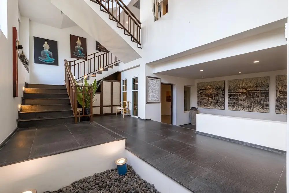 Чаам: Luxury Mansion 6 BR on Golf Course JB