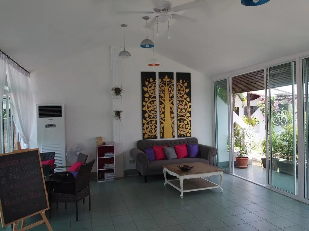 Кату: Hacienda Phuket
