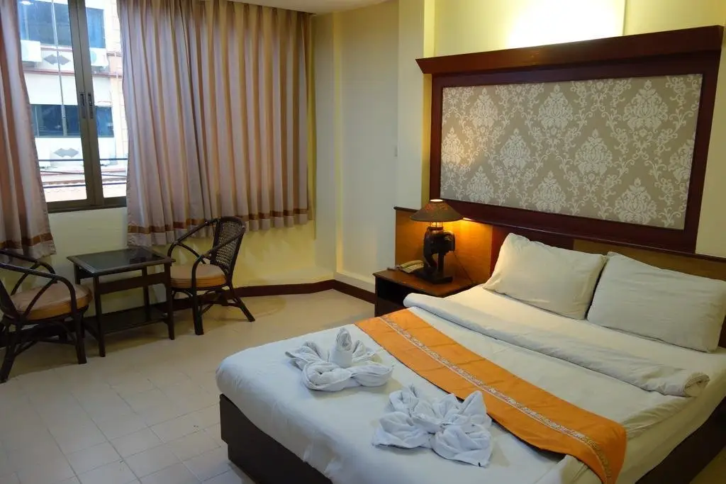 Паттайя: Shakespeare hotel