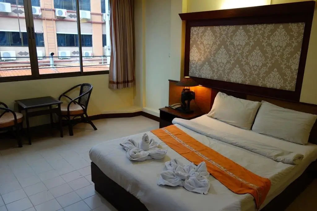 Паттайя: Shakespeare hotel