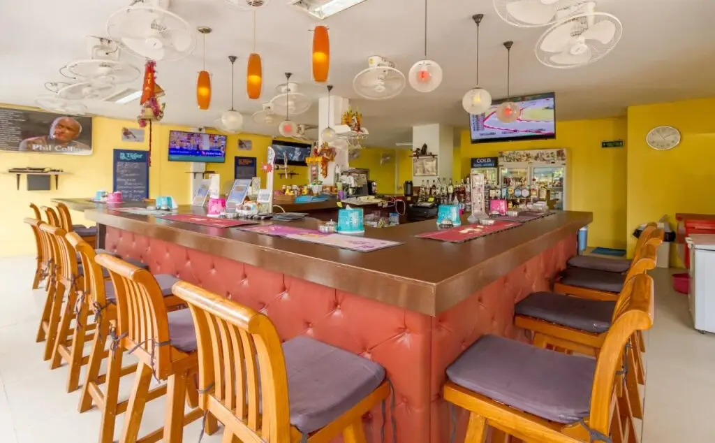 Муанг: Tropical Sands Guesthouse