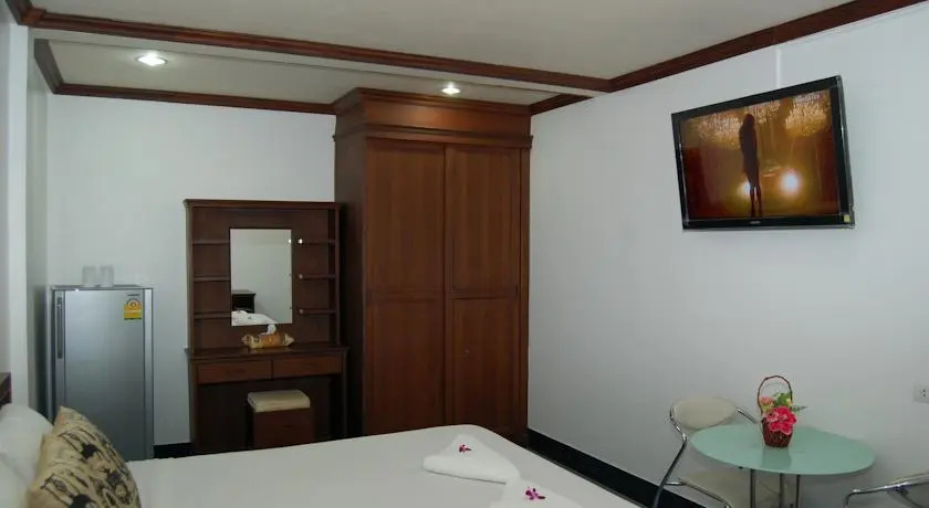 Паттайя: Greenvale Serviced Apartment