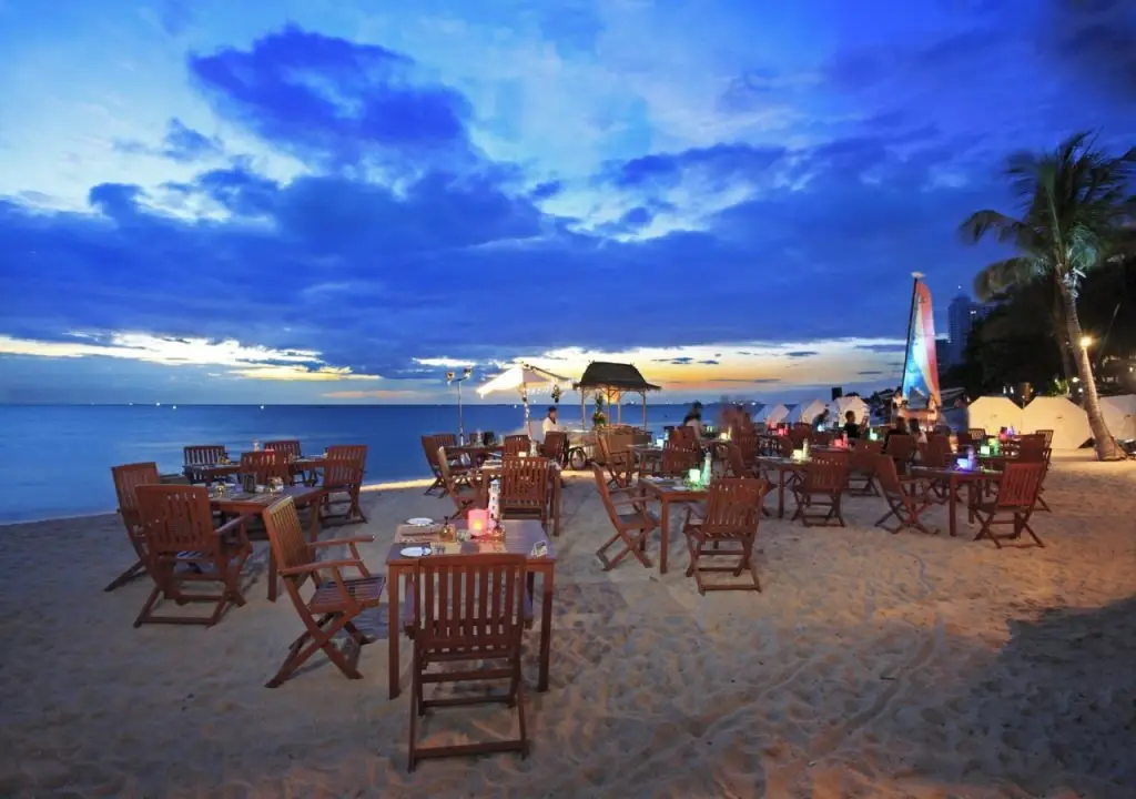 Паттайя: Arya Inn Pattaya Beach Hotel