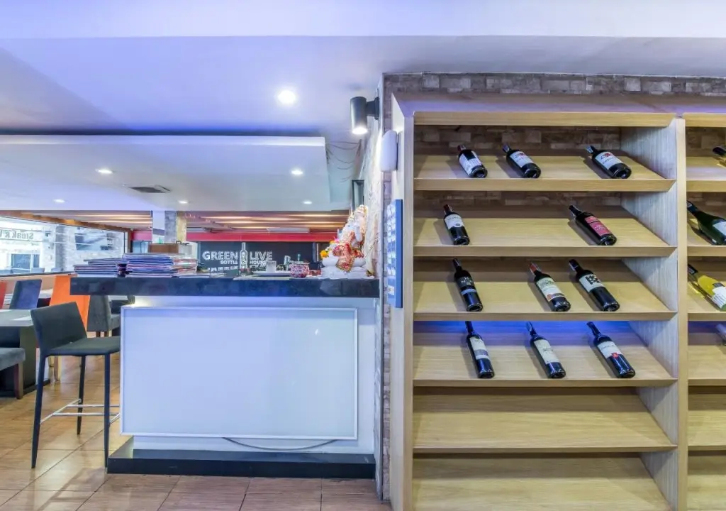 Паттайя: Arya Inn Pattaya Beach Hotel