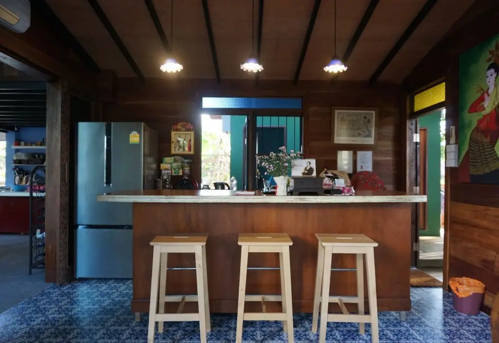 Фанг: Gumbie House