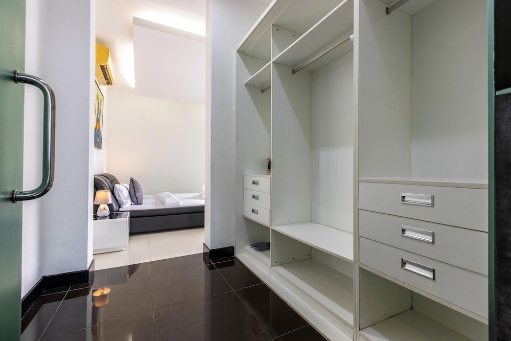 Хуахин: 4 Bedroom Modern Pool Villa BL10