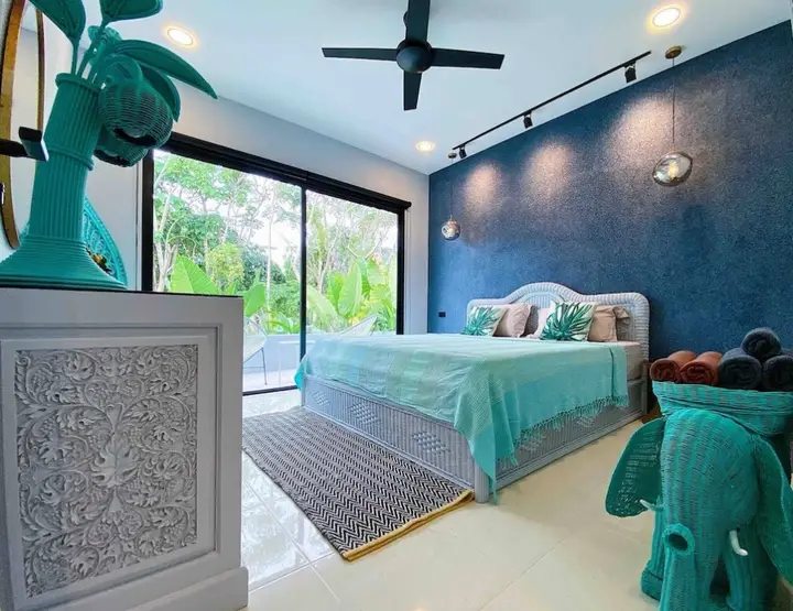 Тхаланг: Stylish 3br Pool Villa Walk to Beautiful Naiyang Beach