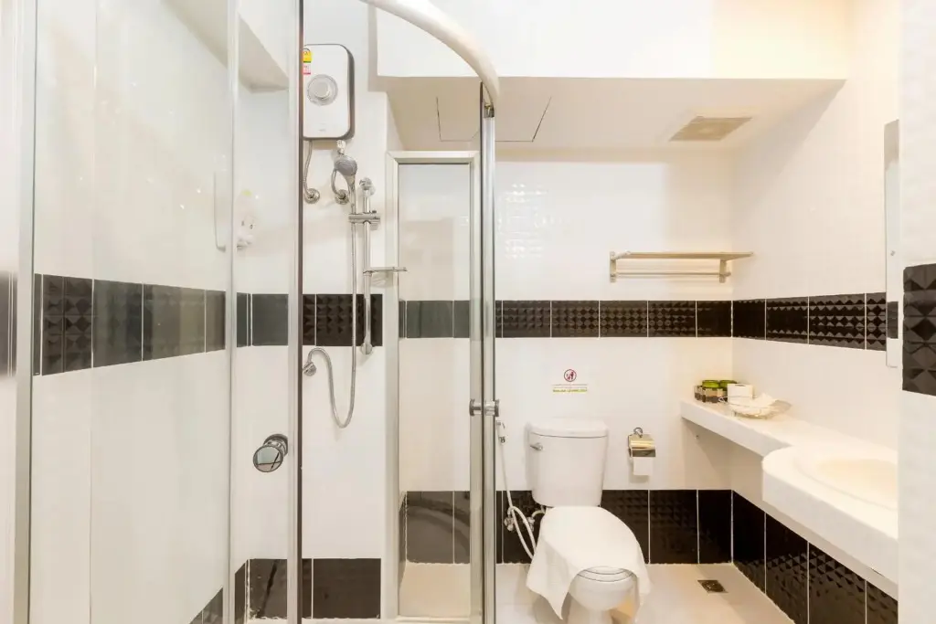 Бангкок: RoomQuest Suvarnabhumi Airport Rom Klao