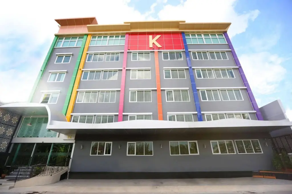 Бангкок: RoomQuest Suvarnabhumi Airport Rom Klao