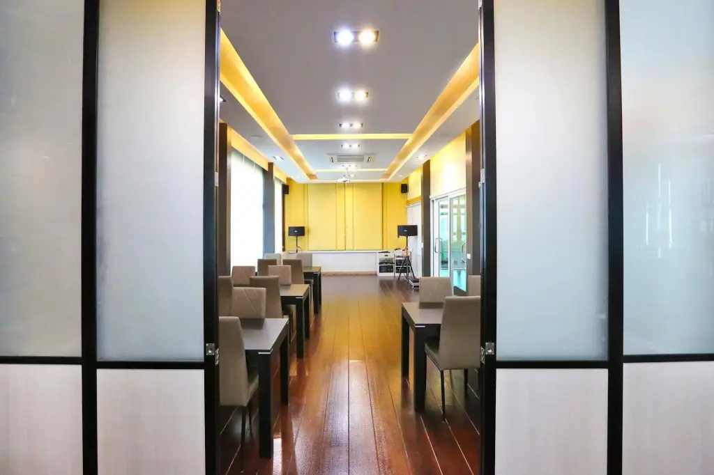 Бангкок: RoomQuest Suvarnabhumi Airport Rom Klao