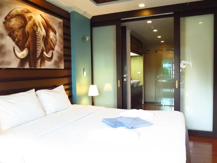 Кату: 6 39 -2bedroom 2baths 1 km Walking to Patong Beach