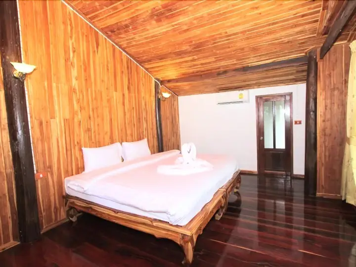 Канчанабури: Tamarind Home Resort