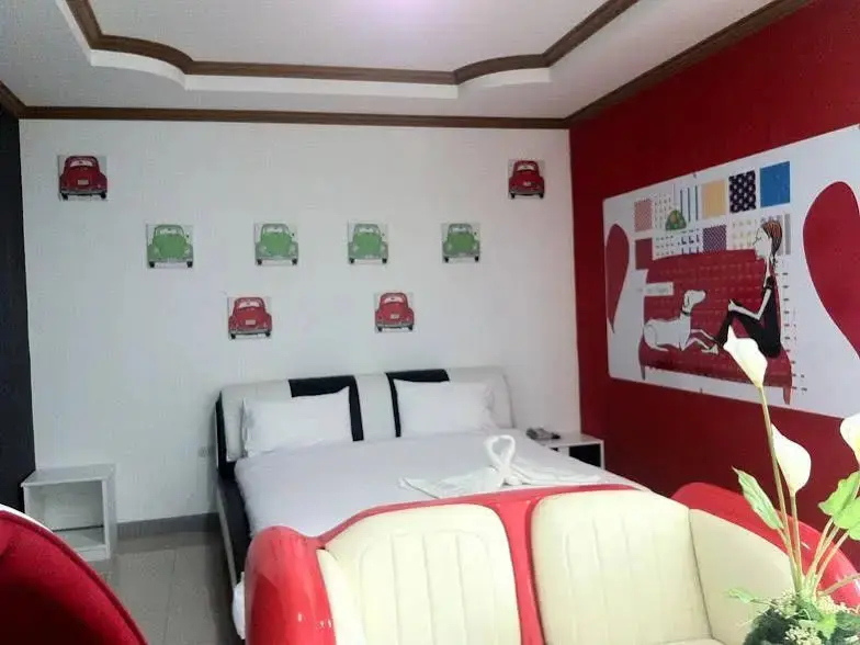 Лампанг: Grand Amazon Hotel