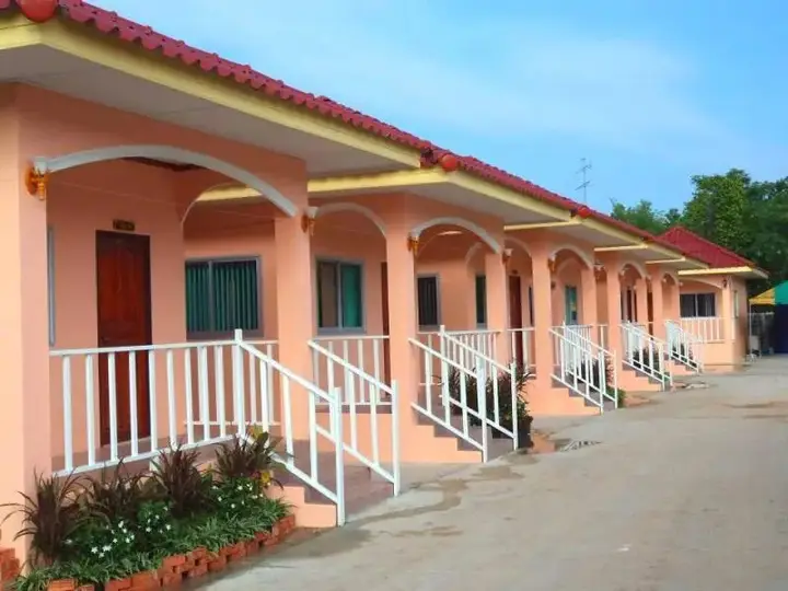 Прачинбури: Baanmeesukh Resort