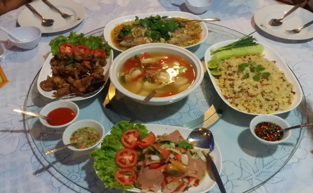 Кхлонг-Янг: Chomsurang Hotel