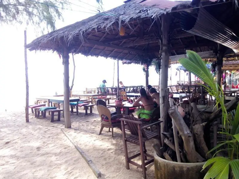 Ланта: Funky Fish Bungalows