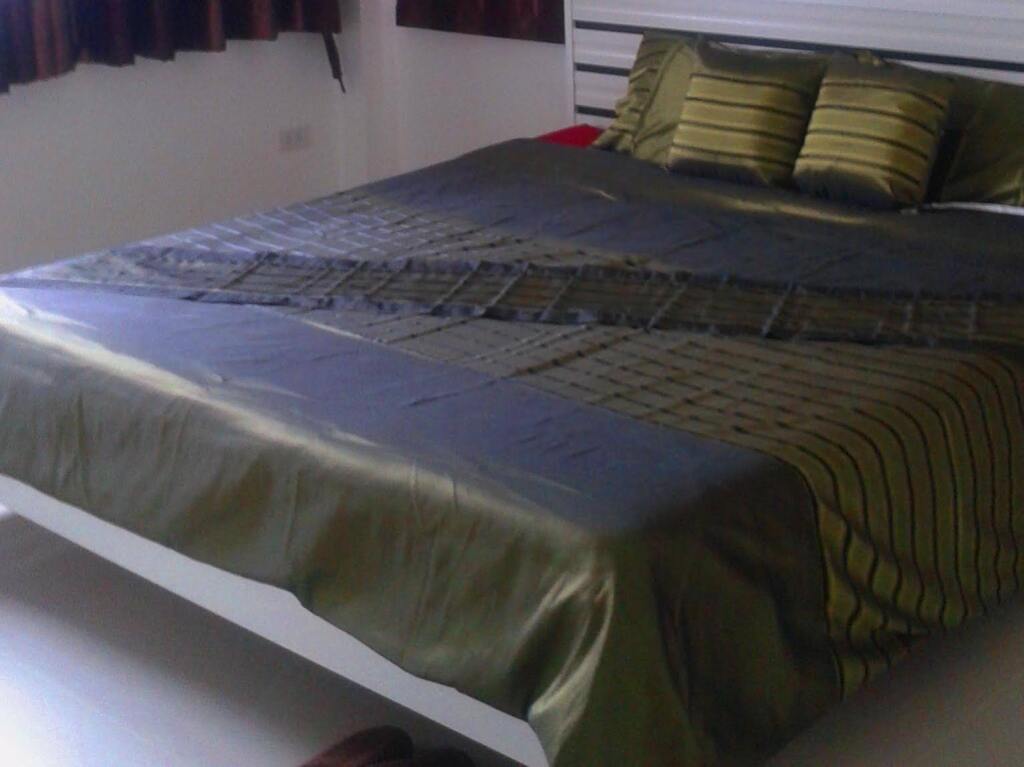 Тхаланг: I Town Home Private House