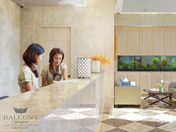 Сирача: Balcony Courtyard Sriracha Hotel & Serviced Apartments (SHA Extra Plus)