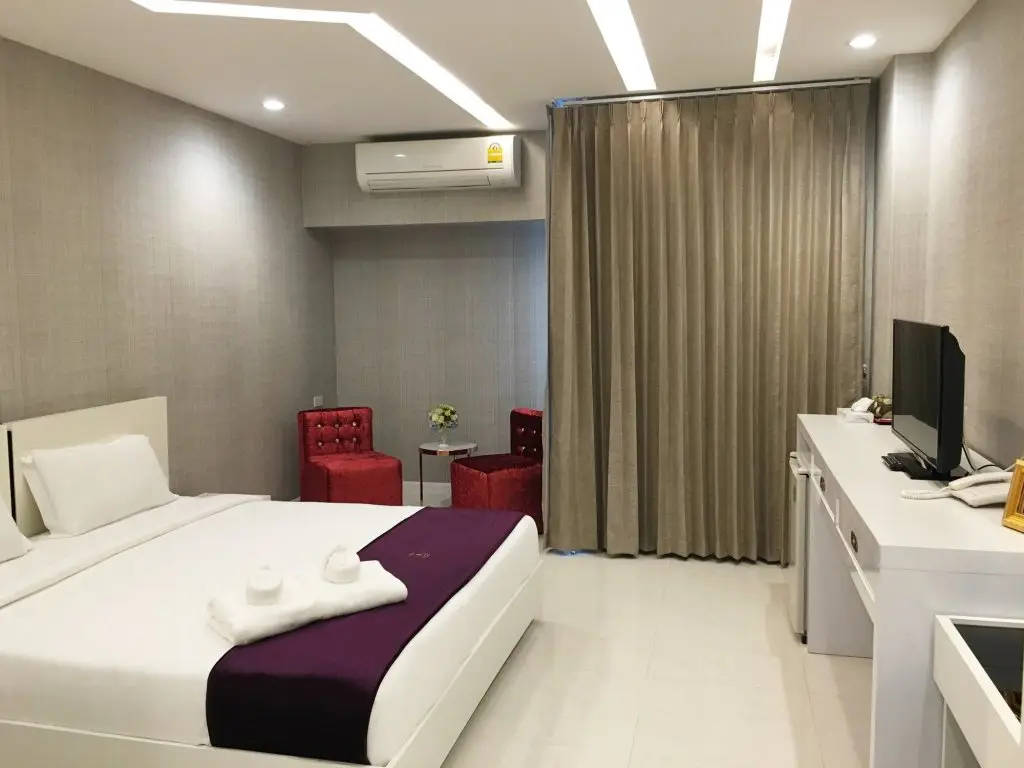Пхаяу: Phuglong Hotel