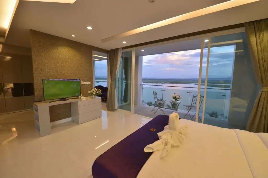 Пхаяу: Phuglong Hotel