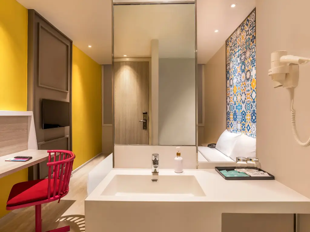 Пхукет: Отель ibis Styles Phuket City Hotel