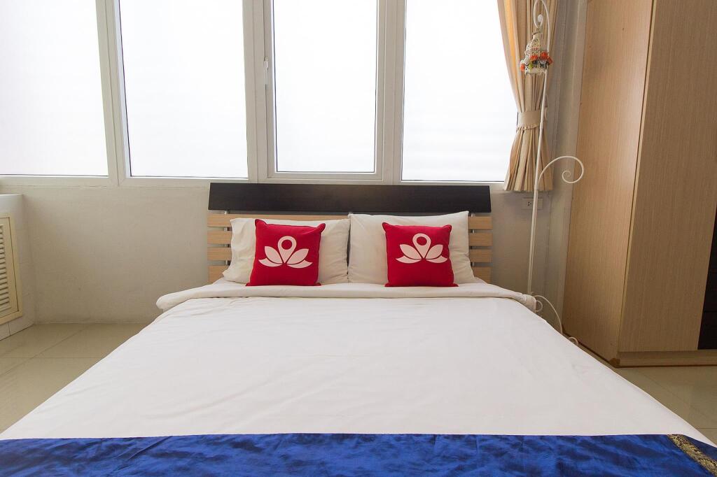 Бангкок: ZEN Rooms Damrongrak Road