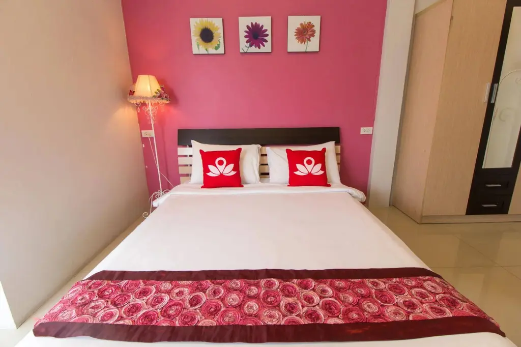 Бангкок: ZEN Rooms Damrongrak Road