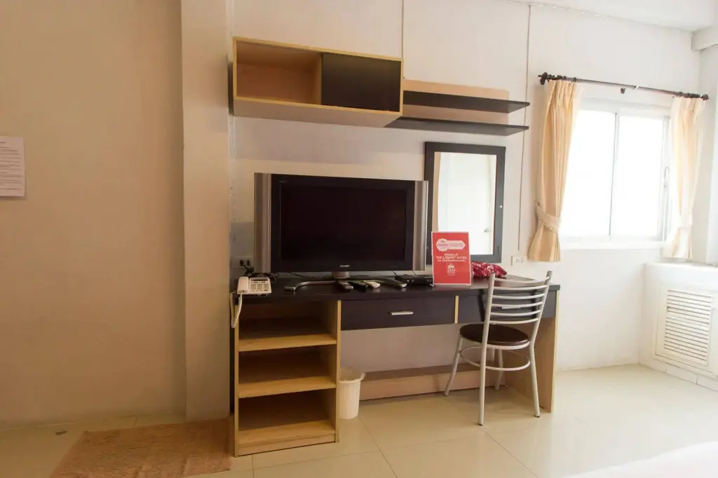 Бангкок: ZEN Rooms Damrongrak Road