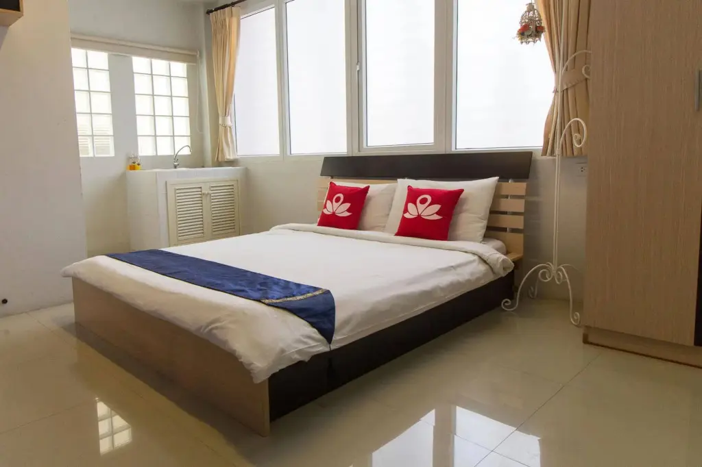 Бангкок: ZEN Rooms Damrongrak Road