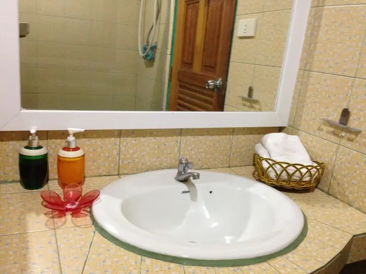 Бангкок: Waterside Boutique Hotel