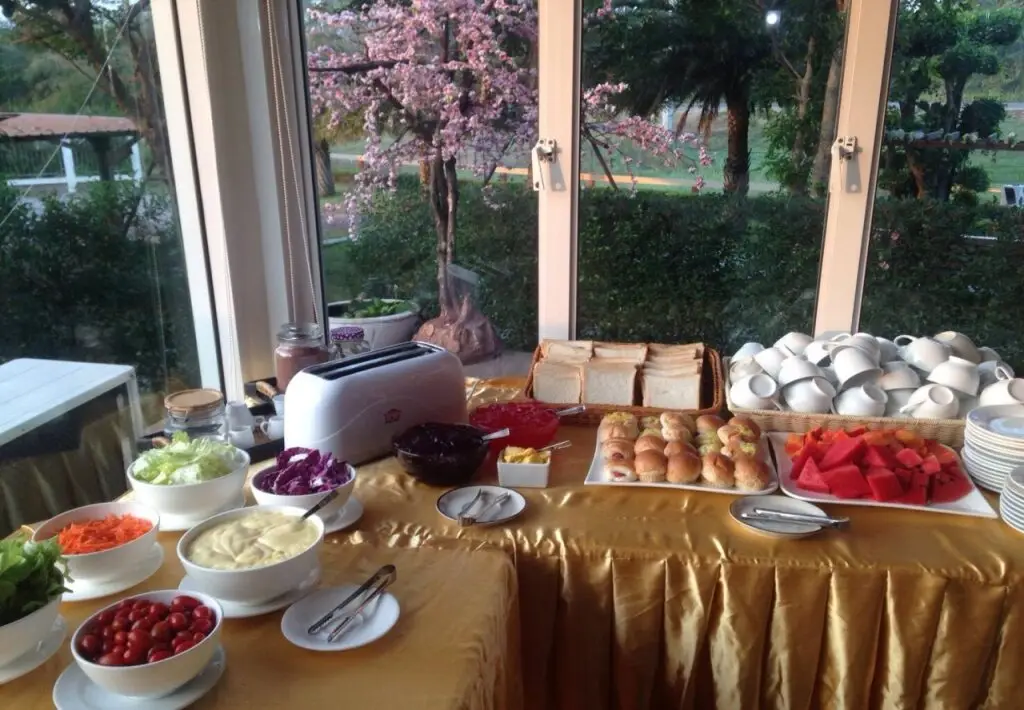 Утхай-Тхани: Grace iLint Resort