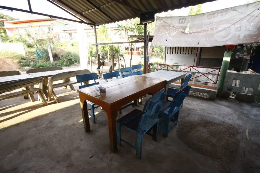 Ко-Лан: Baan Plasai Koh Larn