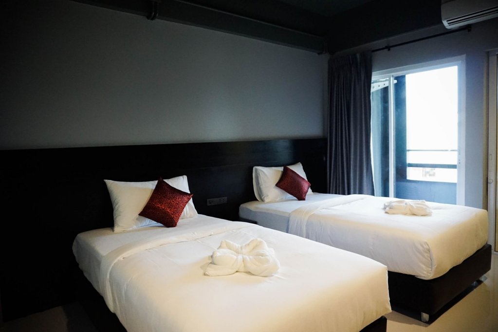 Чонбури: B-Black Hotel Chonburi