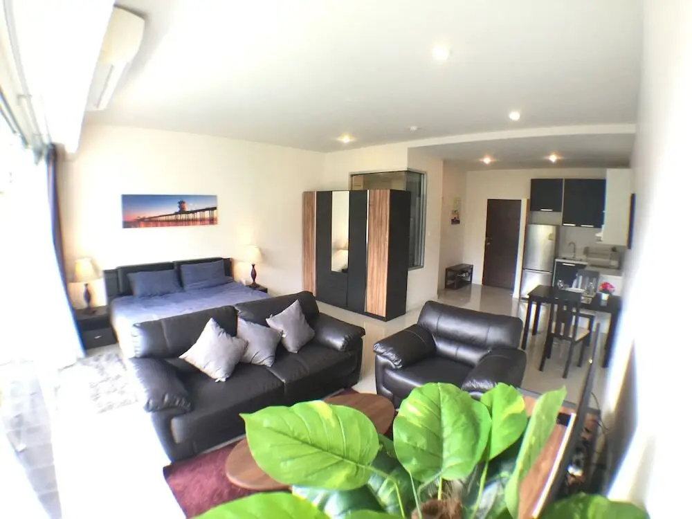 Муанг: Seventh Condo Karon