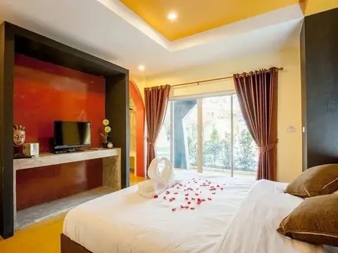 Full House Resort — фото 1