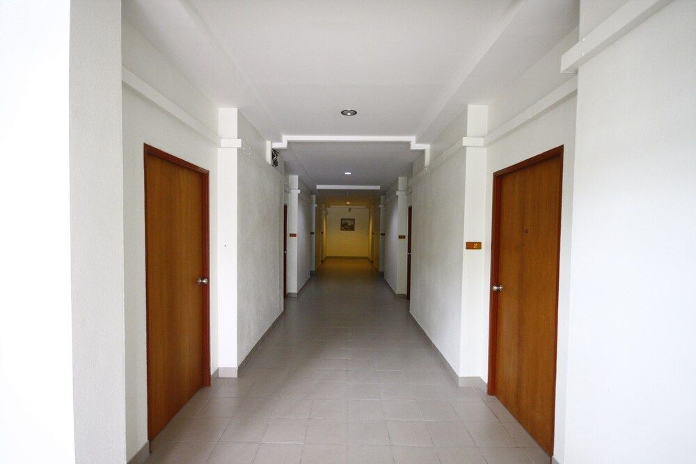 Ка Бин Тха Бу Ри: Pramsuk Hotel