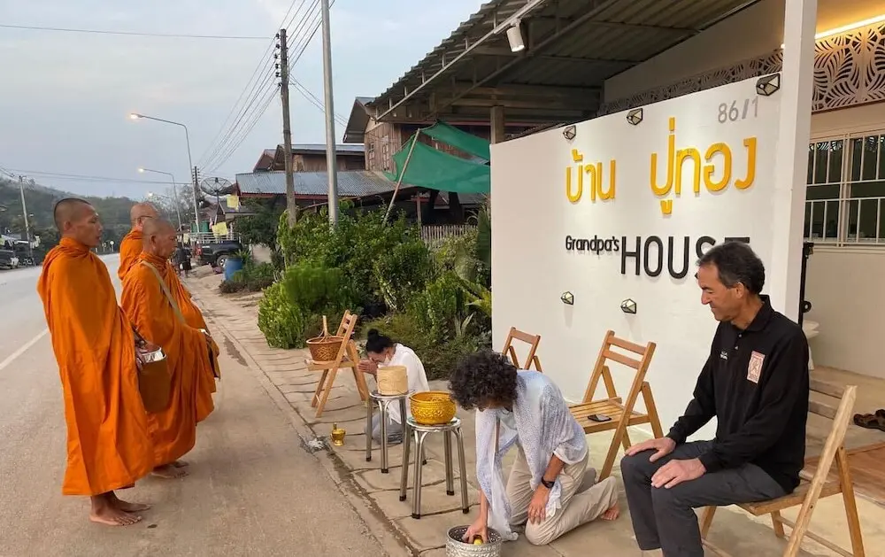 Бан Пак Ниам: Grandpa s House Homestay
