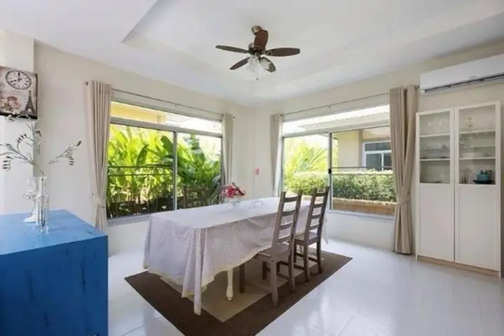Чаам: Casa Seaside Cha-Am 819-10 & 819-61