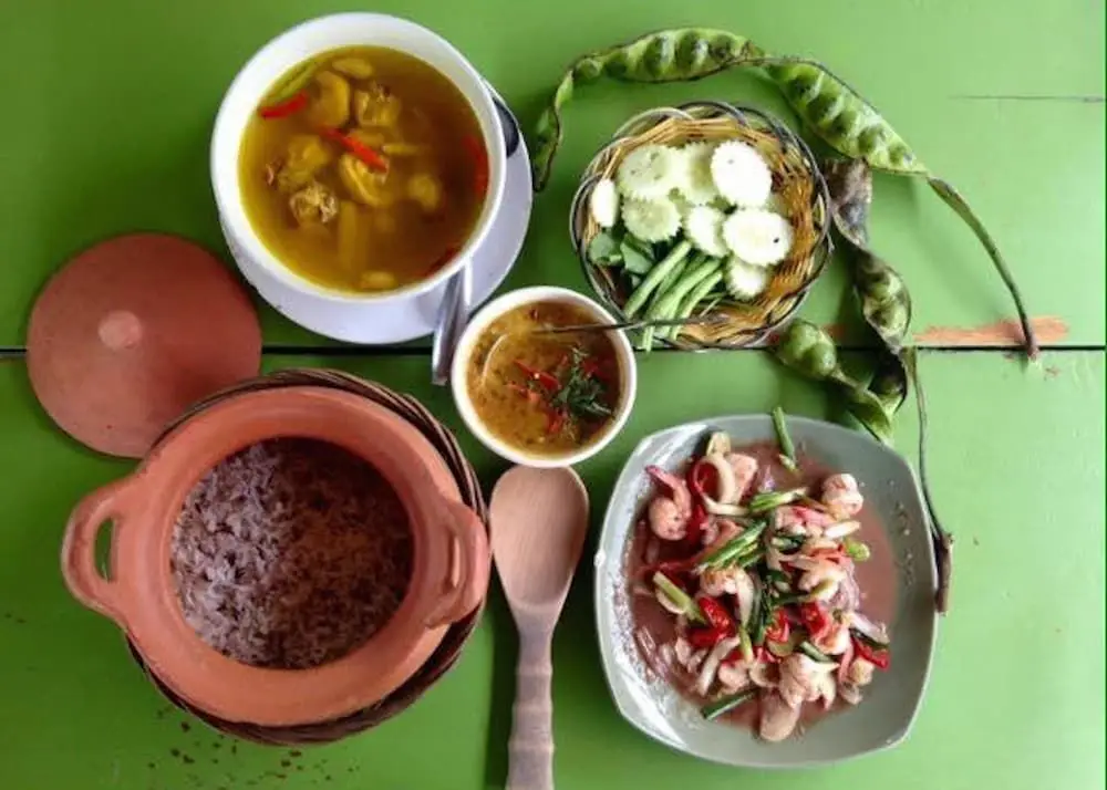 Хатъяй: Baan Homdin Hatyai