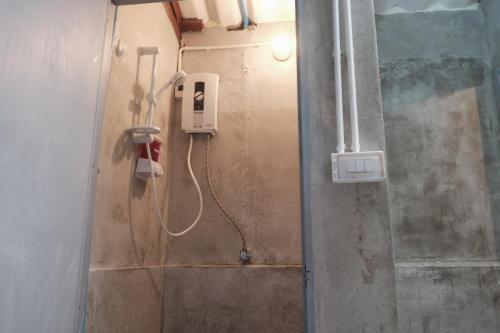 Бангкок: The Bridge Hostel