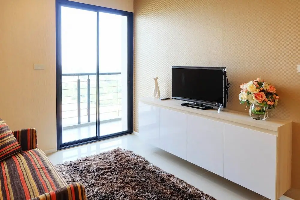Кхонкэн: Kanyarat Lakeview Condominium by Wilai