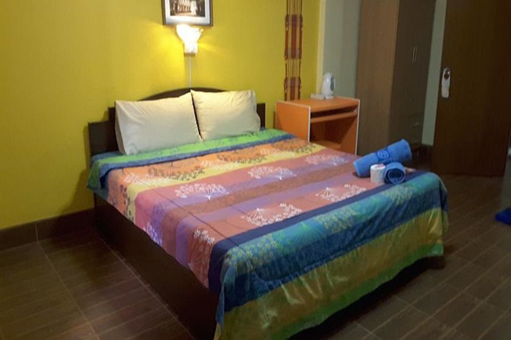 Чаам: Jonz Guesthouse